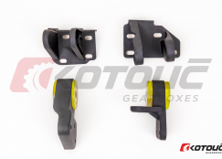 Nissan Pulsar GTIR mount package